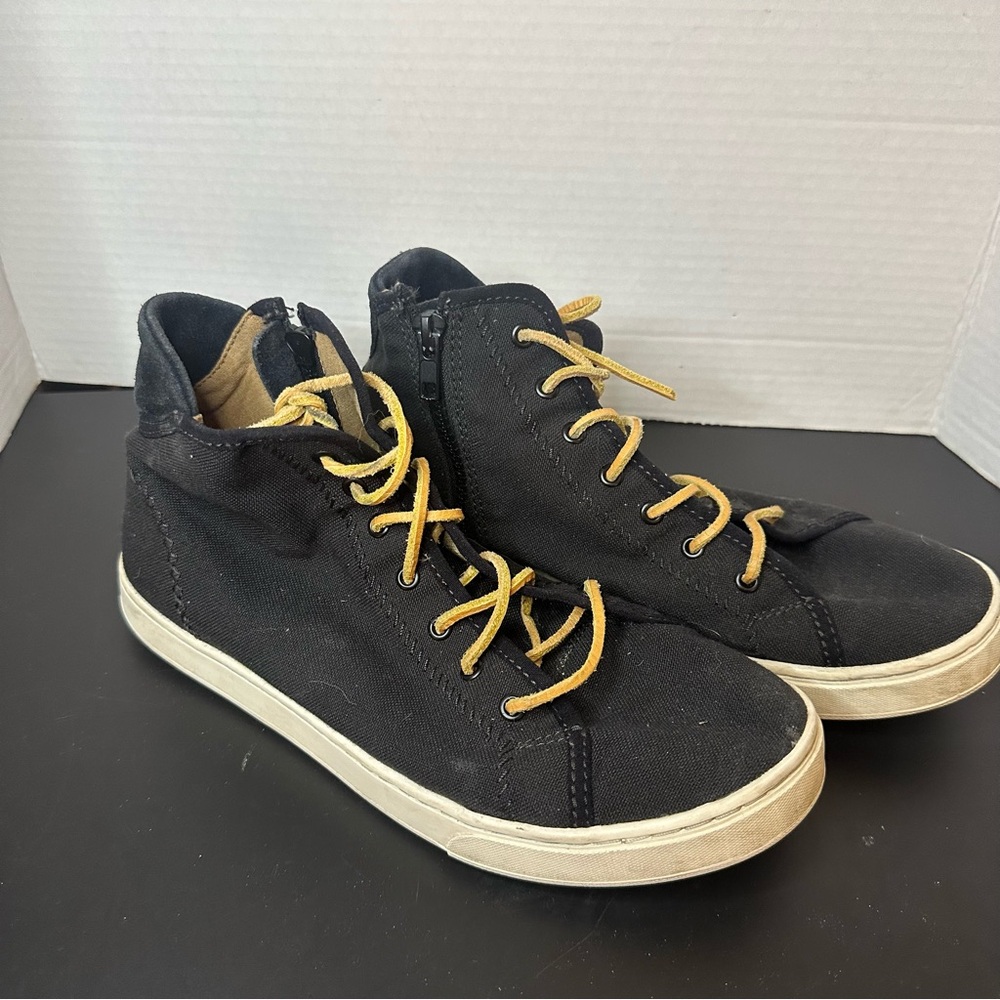Women’s Olukai Pilahi Black Canvas High Top Sneaker Size 9.5